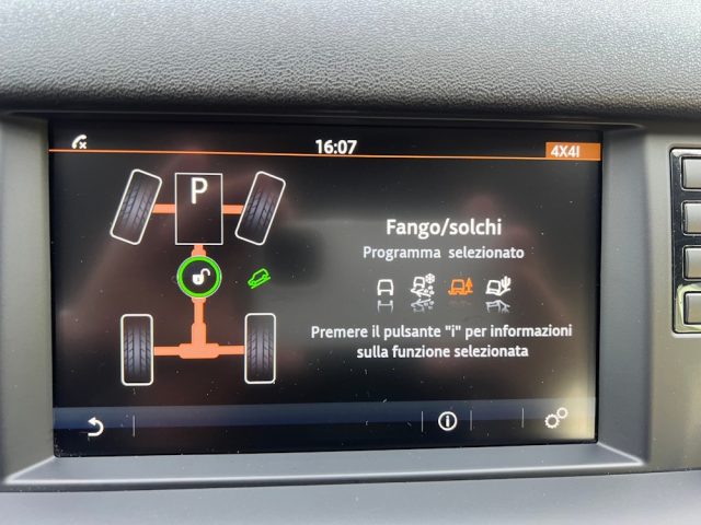 LAND ROVER Discovery Sport usata, con Touch screen