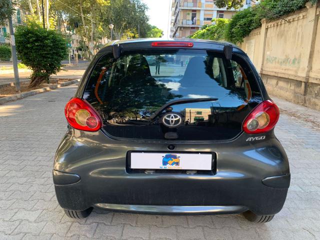TOYOTA Aygo usata, con Chiusura centralizzata