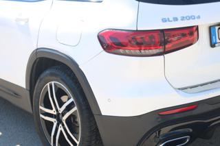 MERCEDES-BENZ GLB 200 usata, con Autoradio