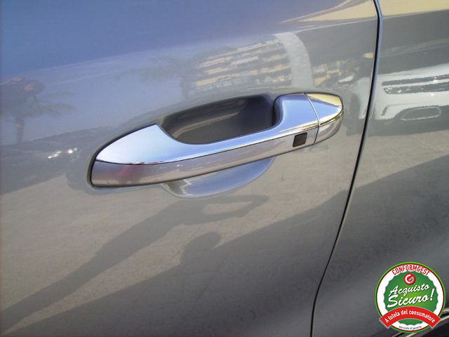 KIA Sportage usata, con Autoradio digitale