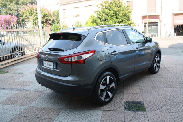 NISSAN Qashqai usata, con Autoradio