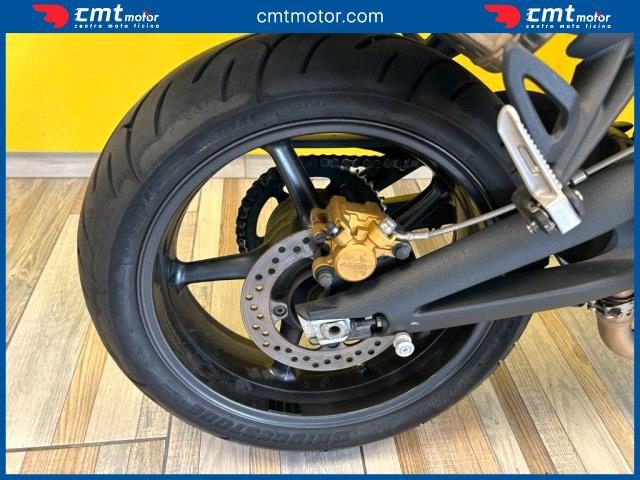 TRIUMPH Street Triple usata 9