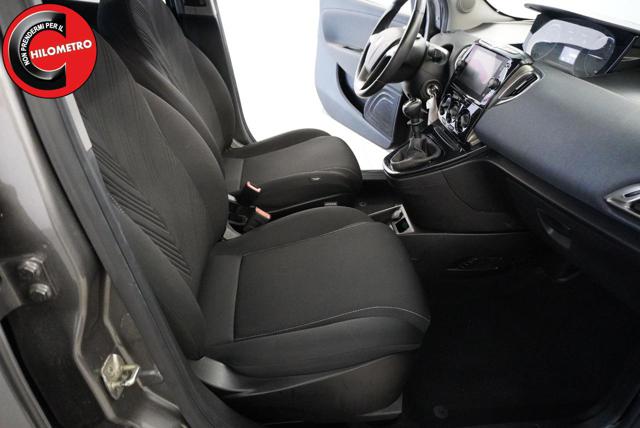 LANCIA Ypsilon usata, con Park Distance Control