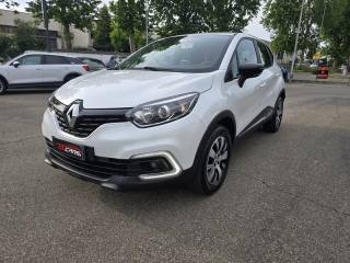 RENAULT Captur usata, con Autoradio