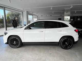 MERCEDES-BENZ GLA 200 usata, con Airbag