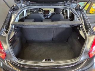 PEUGEOT 208 usata, con Autoradio