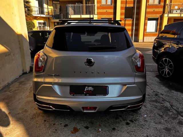 SSANGYONG Tivoli usata, con Autoradio