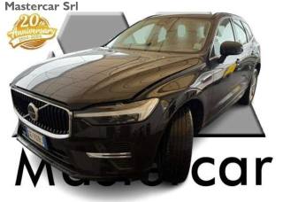 VOLVO XC60 XC60 II 2022 2.0 b4 Momentum Pro auto - GG102RJ