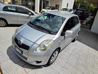 TOYOTA Yaris usata, con Airbag