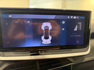 PEUGEOT 2008 usata, con Park Distance Control