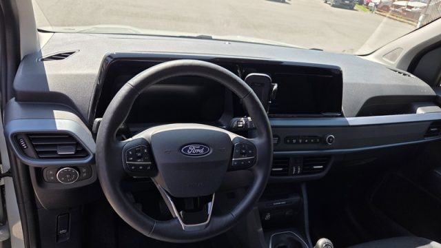 FORD Tourneo Courier usata, con Park Distance Control
