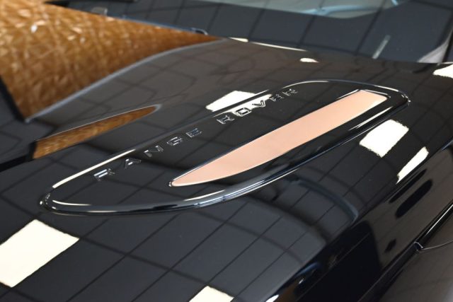 LAND ROVER Range Rover Velar usata 14