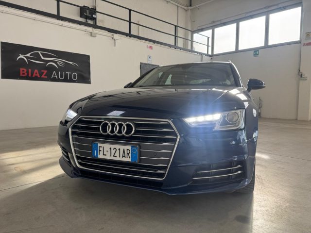 AUDI A4 usata, con Autoradio