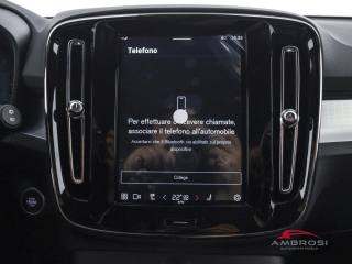 VOLVO XC40 usata 13