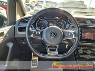 VOLKSWAGEN Touran usata, con Autoradio