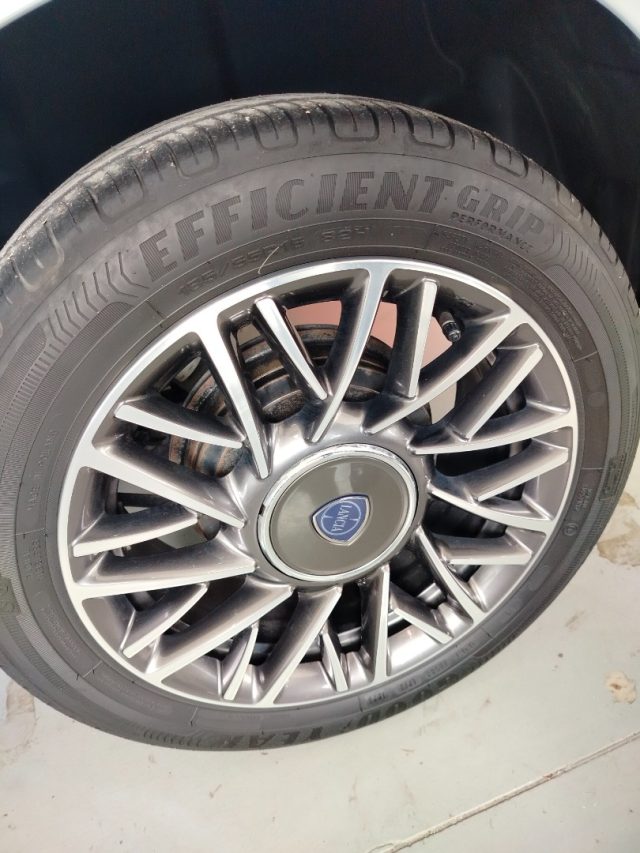 LANCIA Ypsilon usata 19