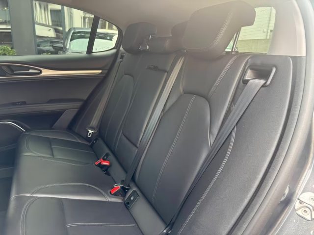 ALFA ROMEO Stelvio usata, con Interni in pelle