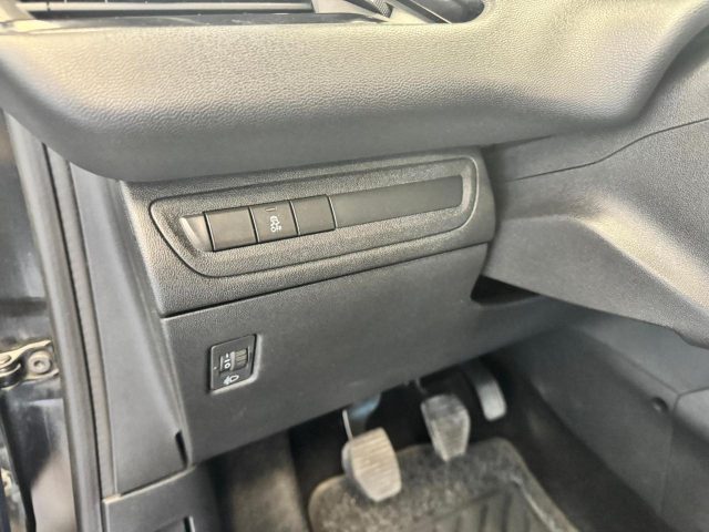 PEUGEOT 208 usata, con Servosterzo