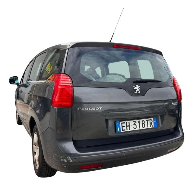 PEUGEOT 5008 usata, con Cerchi in lega
