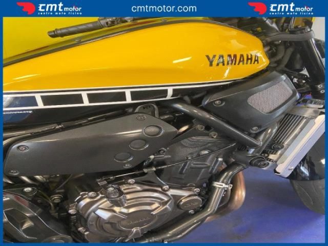 YAMAHA XSR 700 usata 7