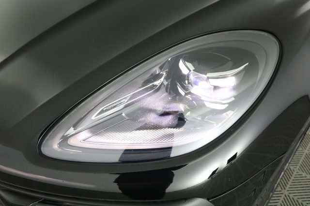 PORSCHE Macan usata 15