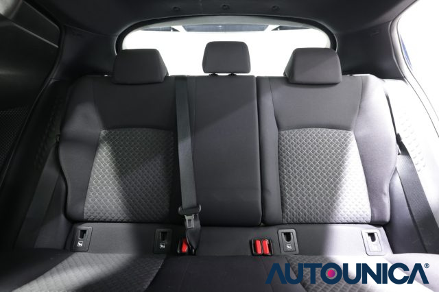 TOYOTA C-HR usata, con Luci diurne