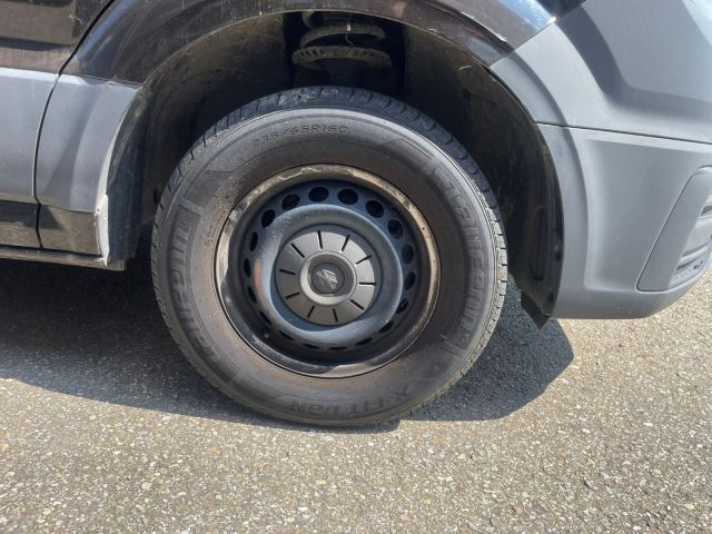 VOLKSWAGEN Crafter usata 22