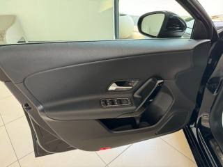 MERCEDES-BENZ A 180 usata, con Volante multifunzione