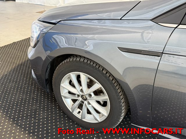 RENAULT Megane usata, con USB