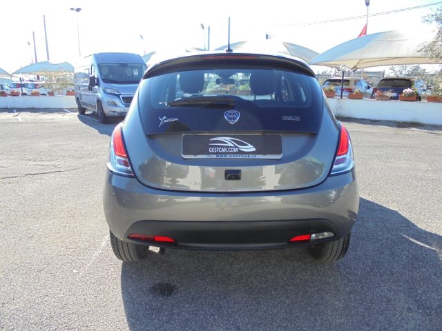 LANCIA Ypsilon usata, con ESP