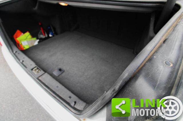 MERCEDES-BENZ E 200 usata, con Cronologia tagliandi