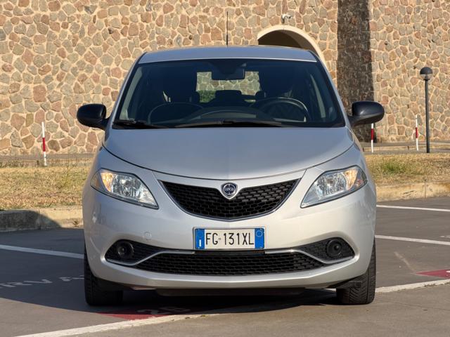 LANCIA Ypsilon usata, con Airbag