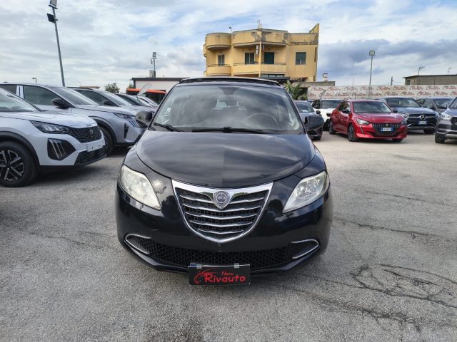 LANCIA Ypsilon usata, con ABS