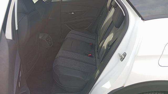 PEUGEOT 3008 usata, con Controllo automatico clima