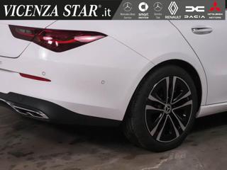 MERCEDES-BENZ CLA 180 usata, con Alzacristalli elettrici