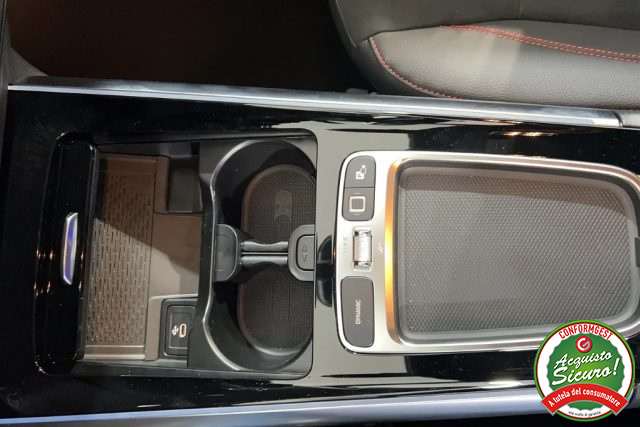 MERCEDES-BENZ GLA 200 usata, con Interni in pelle