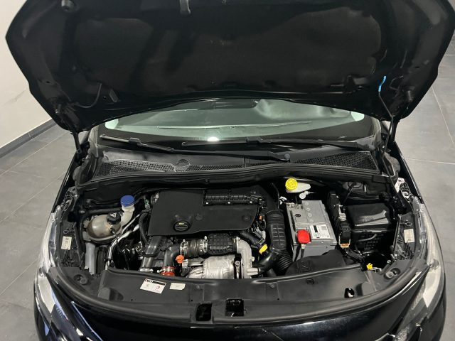 PEUGEOT 2008 usata, con Controllo trazione