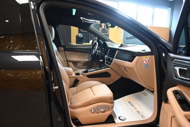 PORSCHE Macan usata 27