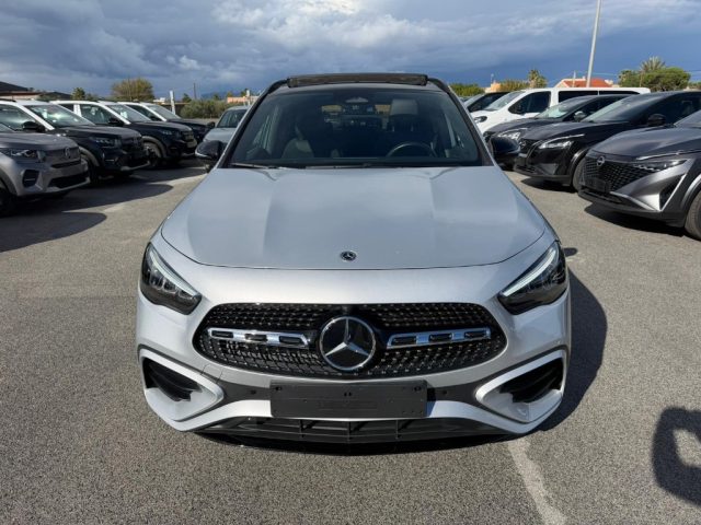 MERCEDES-BENZ GLA 200 usata, con Airbag