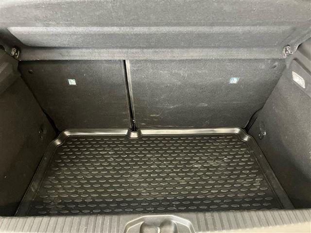 RENAULT Clio usata, con Hill holder