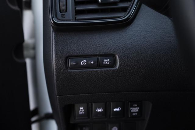 NISSAN X-Trail usata, con Autoradio digitale