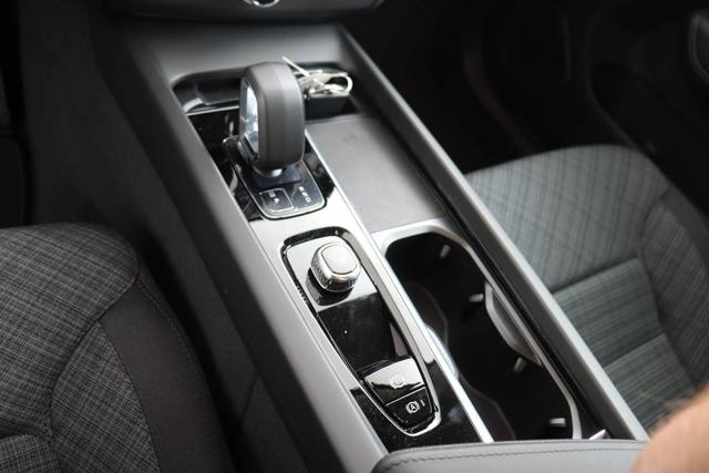 VOLVO XC60 usata, con Alzacristalli elettrici