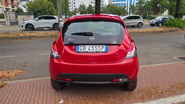 LANCIA Ypsilon usata, con Autoradio