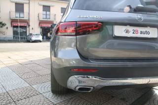 MERCEDES-BENZ GLB 180 usata, con Sensori di parcheggio posteriori
