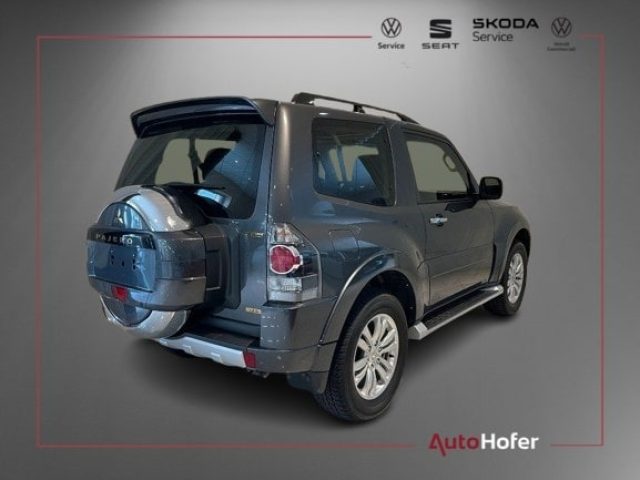 MITSUBISHI Pajero usata, con Airbag laterali