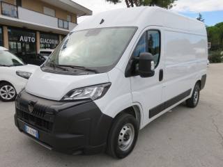 PEUGEOT Boxer usata, con Airbag