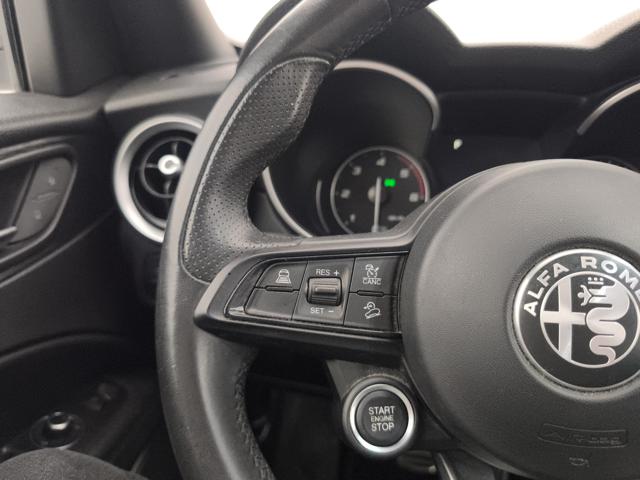 ALFA ROMEO Stelvio usata, con Fari Xenon