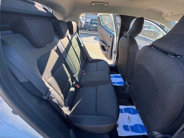 RENAULT Clio usata, con Touch screen