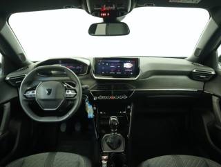 PEUGEOT 2008 usata, con USB