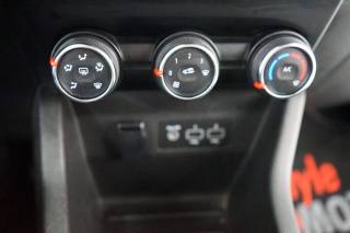 RENAULT Clio usata, con Controllo elettronico della corsia